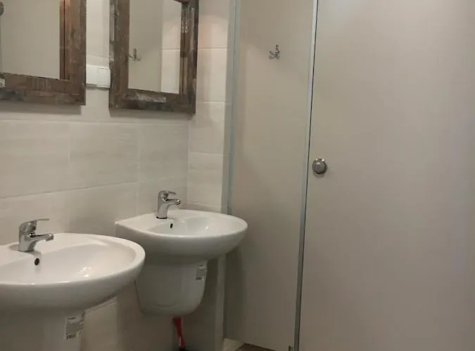 Hostel Opolska 11-19 Wrocław